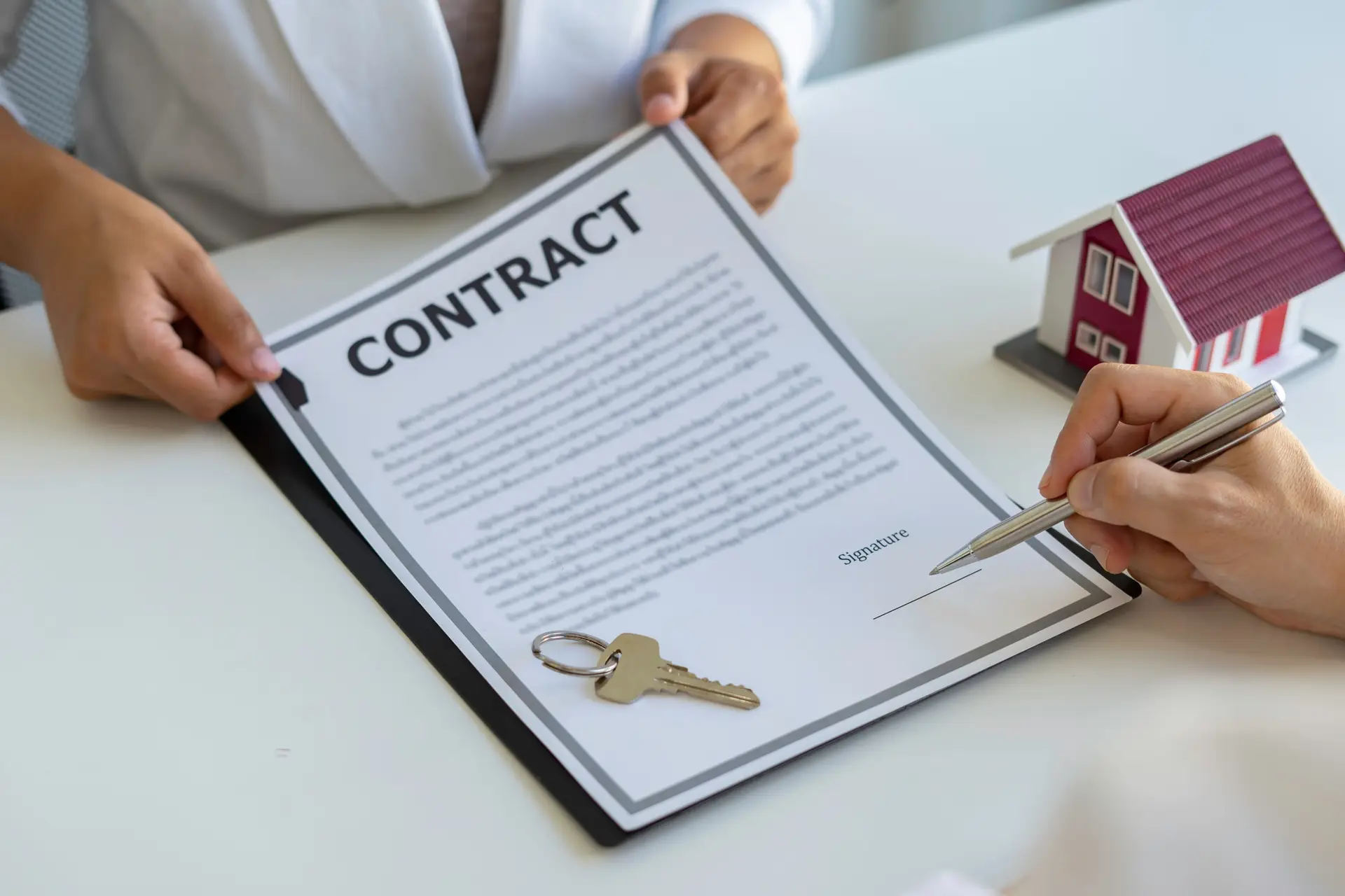 Real estate brokerage agent Contract, agreement, home insurance concept Making lease and buying a ho